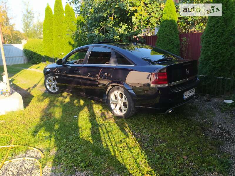 Седан Opel Vectra 2006 в Королеві