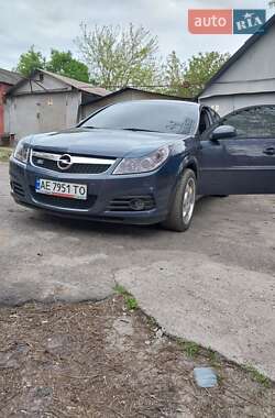 Седан Opel Vectra 2006 в Никополе