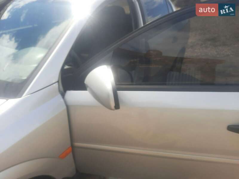 Седан Opel Vectra 2004 в Долині