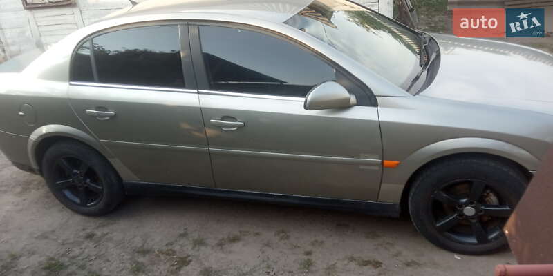 Седан Opel Vectra 2003 в Черняхове