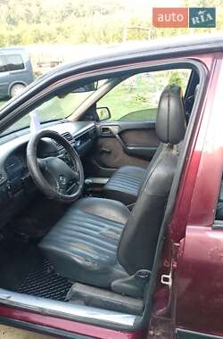 Седан Opel Vectra 1990 в Івано-Франківську