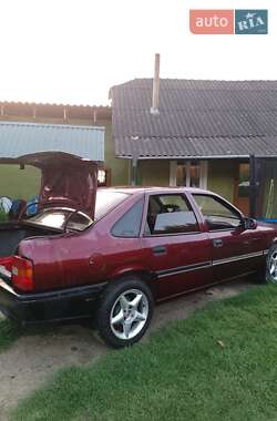Седан Opel Vectra 1990 в Івано-Франківську