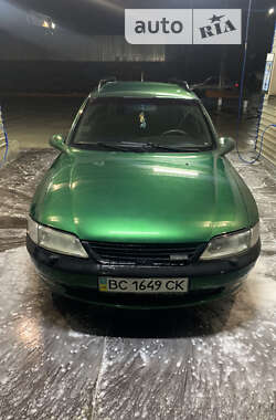 Универсал Opel Vectra 1997 в Бориславе