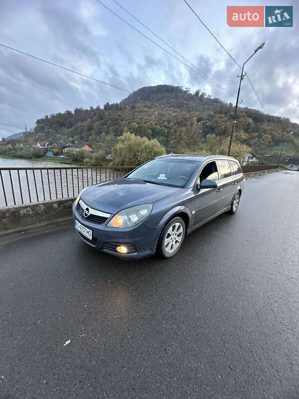 Универсал Opel Vectra 2006 в Хусте