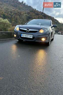 Универсал Opel Vectra 2006 в Хусте