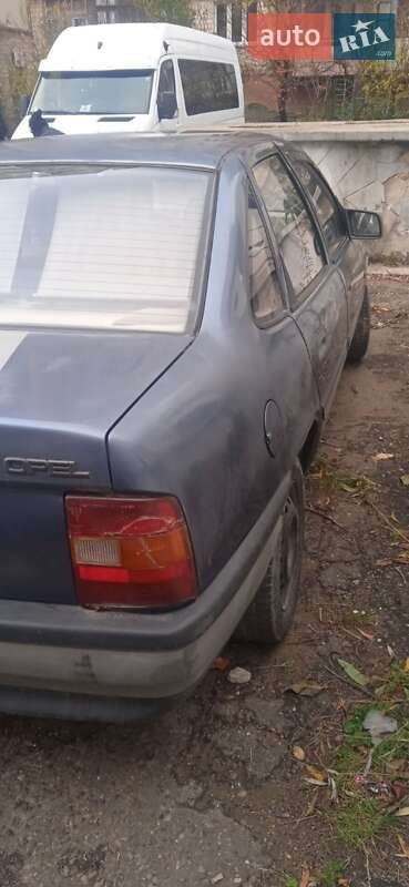 Седан Opel Vectra 1989 в Черновцах фото 9 Седан Opel Vectra 1989 в Черновцах