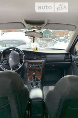 Седан Opel Vectra 2001 в Рокитному