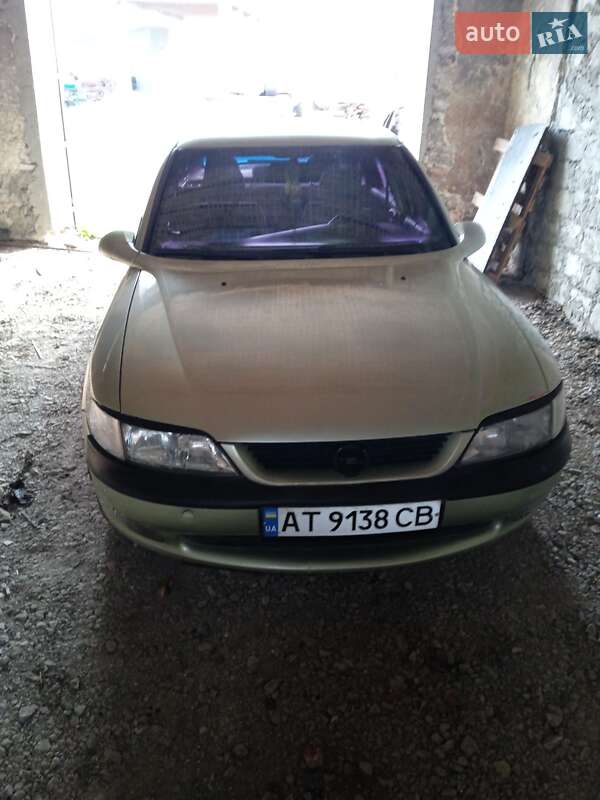 Седан Opel Vectra 1996 в Борщеве