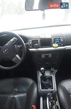 Лифтбек Opel Vectra 2008 в 