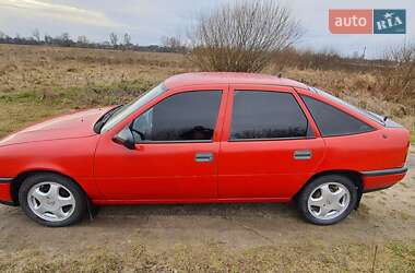 Седан Opel Vectra 1989 в Золочеві