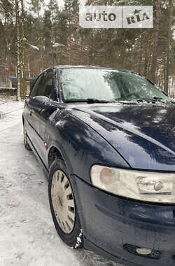 Седан Opel Vectra 2001 в 