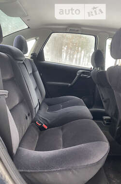 Седан Opel Vectra 2001 в 