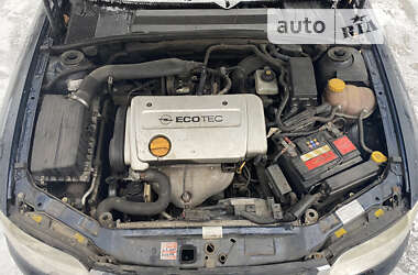 Седан Opel Vectra 2001 в 