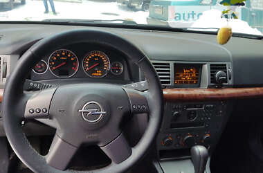 Седан Opel Vectra 2003 в Сумах