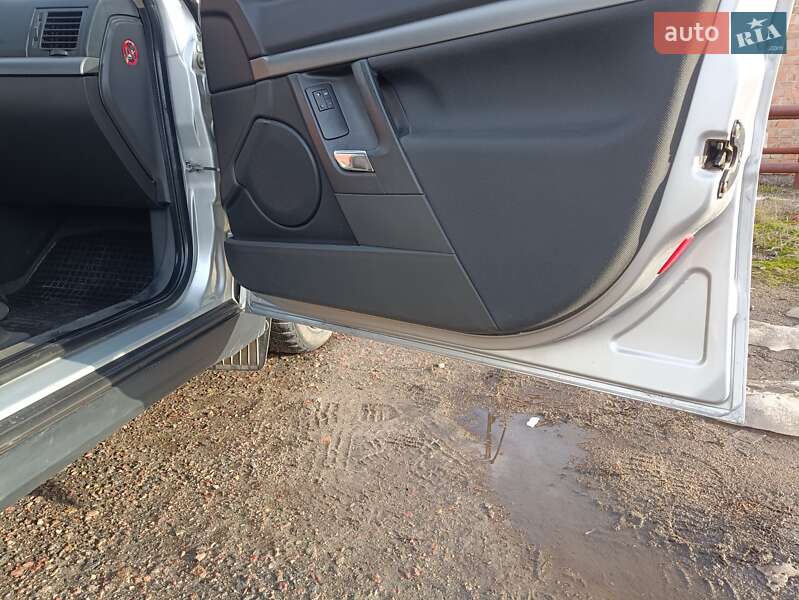 Седан Opel Vectra 2002 в Белой Церкви