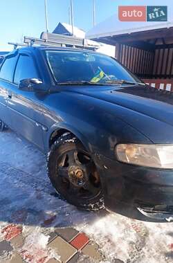 Лифтбек Opel Vectra 2001 в 