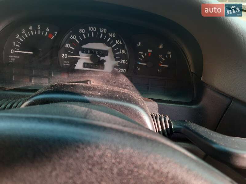 Седан Opel Vectra 1992 в Киеве