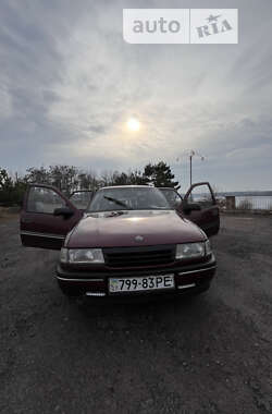 Седан Opel Vectra 1991 в Ровно