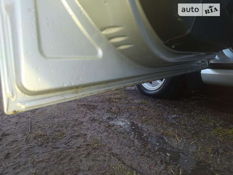 Седан Opel Vectra 2007 в Сумах