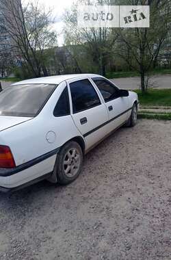 Седан Opel Vectra 1991 в Бориславе