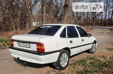 Седан Opel Vectra 1993 в Немирове
