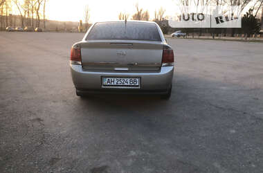 Седан Opel Vectra 2004 в Краматорске