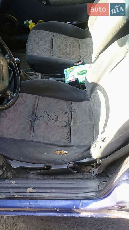 Седан Opel Vectra 1998 в Галичі