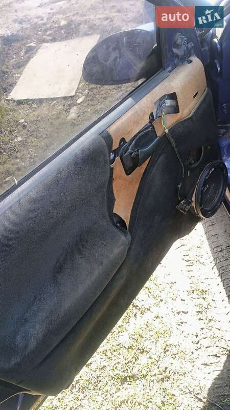 Седан Opel Vectra 1998 в Галичі