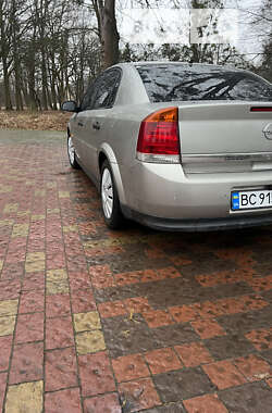 Седан Opel Vectra 2003 в Жовкве