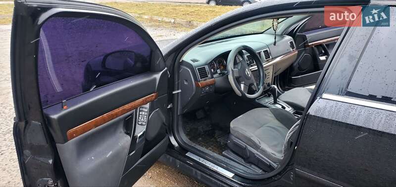 Седан Opel Vectra 2004 в Бердичеве
