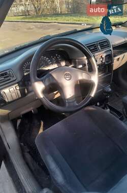 Седан Opel Vectra 1989 в 