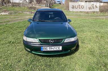 Седан Opel Vectra 1997 в Вознесенске