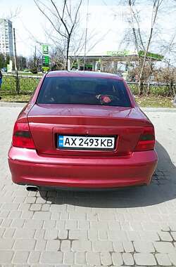 Седан Opel Vectra 1999 в Харькове