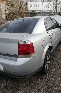 Седан Opel Vectra 2004 в Чернігові