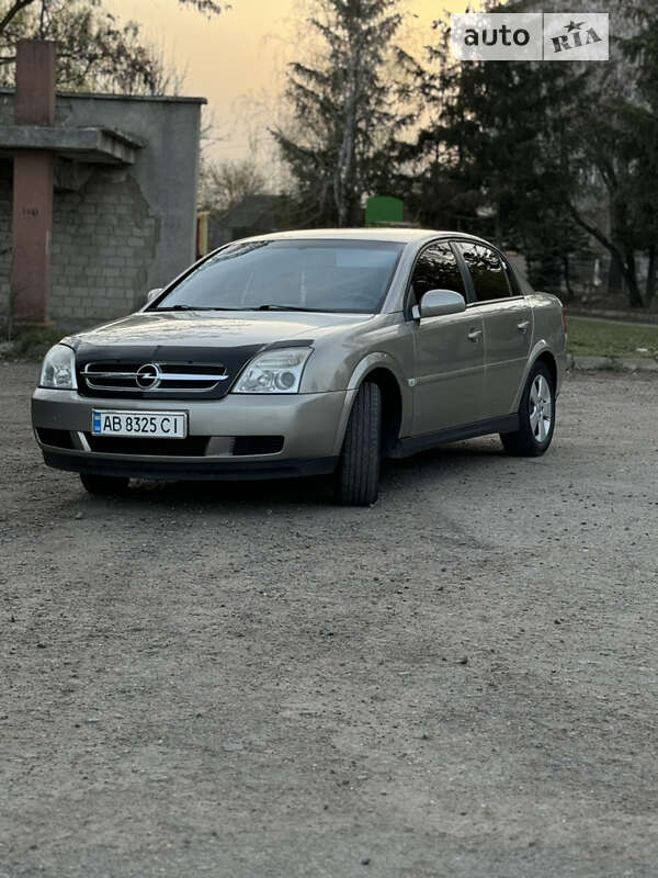 Седан Opel Vectra 2004 в Тульчине