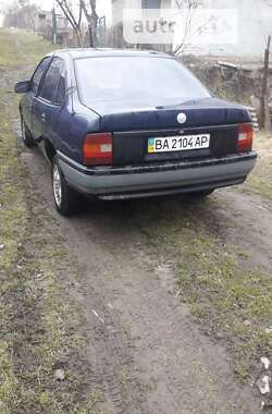 Седан Opel Vectra 1989 в Кропивницком