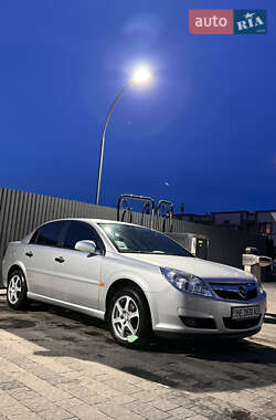 Седан Opel Vectra 2005 в Ужгороде