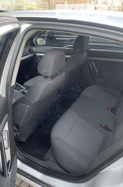 Седан Opel Vectra 2006 в 