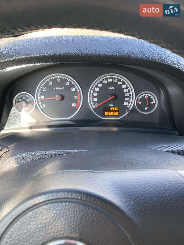 Седан Opel Vectra 2006 в Трускавце