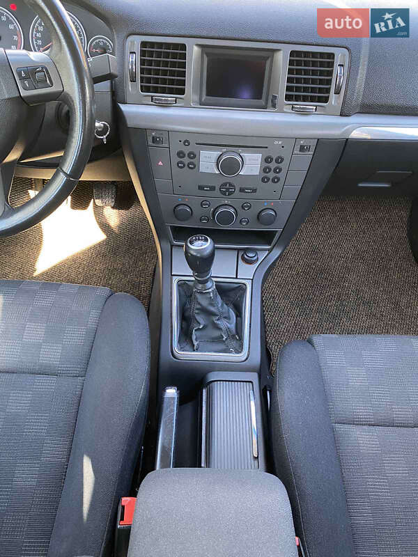 Седан Opel Vectra 2006 в Трускавце