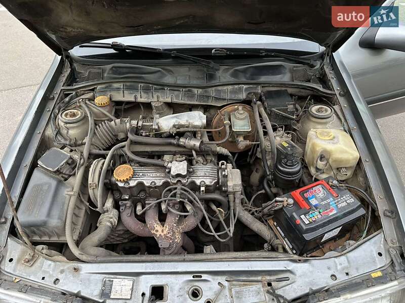 Седан Opel Vectra 1990 в Києві