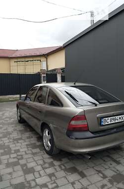 Лифтбек Opel Vectra 1998 в Болехове