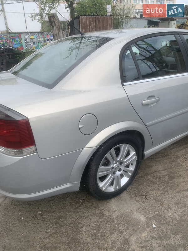 Седан Opel Vectra 2008 в Киеве