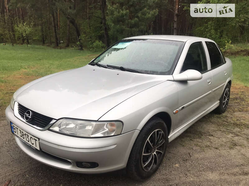 Седан Opel Vectra 1999 в Корсуне-Шевченковском