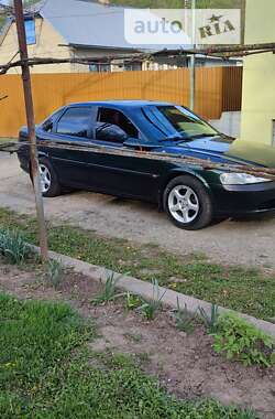 Седан Opel Vectra 1998 в Могилів-Подільському