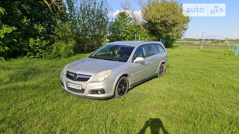 Универсал Opel Vectra 2006 в Гоще