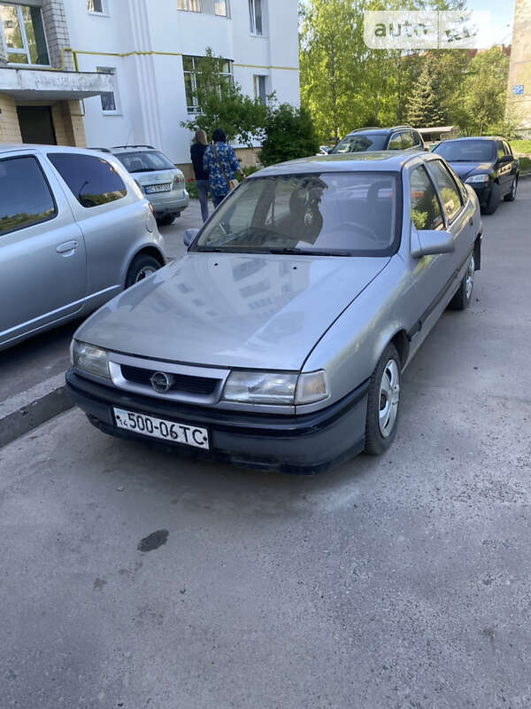 Седан Opel Vectra 1993 в Львове