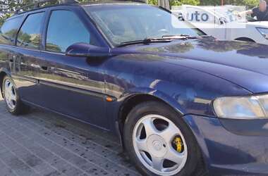 Универсал Opel Vectra 1998 в Каменском