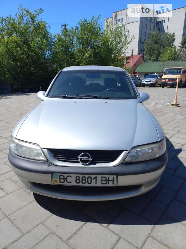 Седан Opel Vectra 1996 в Львове