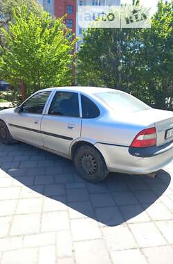 Седан Opel Vectra 1996 в Львове